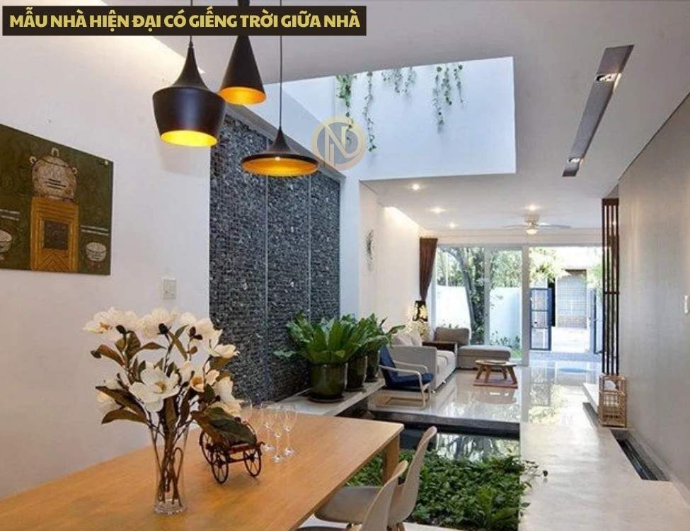 mẫu nhà hiện đại có giếng trời giữa nhà