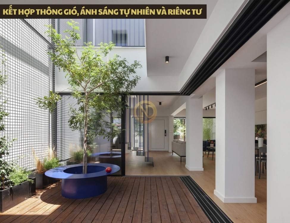 Kết hợp thông gió, ánh sáng tự nhiên và riêng tư trong nhà phố mặt tiền hẹp