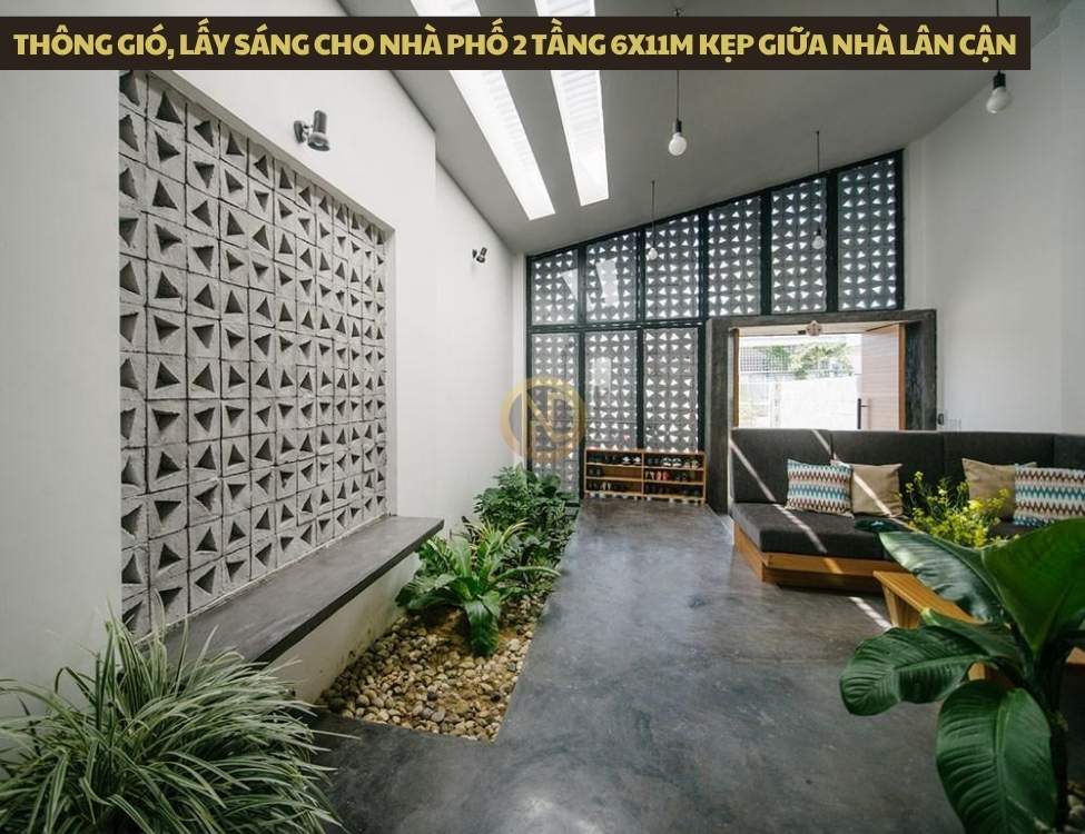 Thông gió, lấy sáng cho nhà phố 2 tầng 6x11m kẹp giữa nhà lân cận