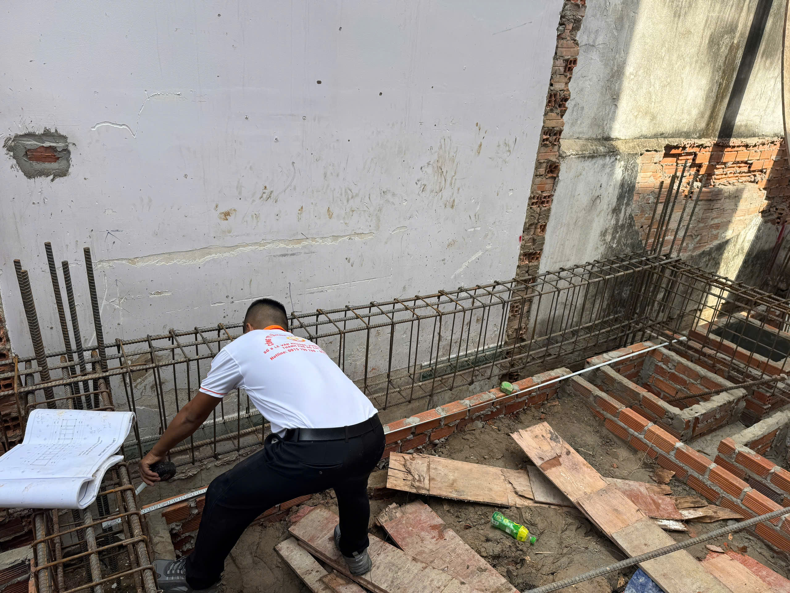 Nhật ký xây dựng nhà phố Quận 9 - Đổ bê tông sàn tầng trệt