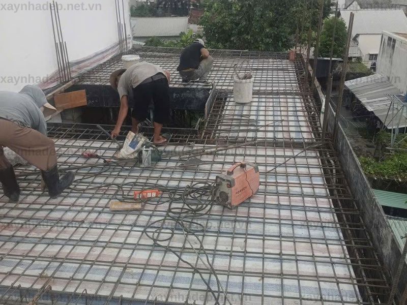 Cập nhật tiến độ nhà chị Thi tại Thủ Đức: Hoàn thành đổ bê tông sàn lầu 1
