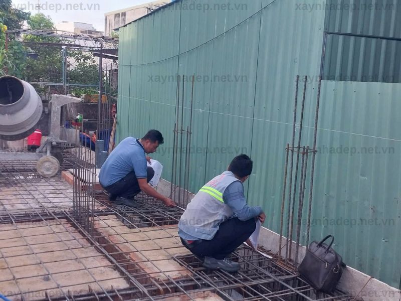 Kiểm Tra Sắt Thép Trước Khi Đổ Bê Tông Móng Nhà Chị Thi