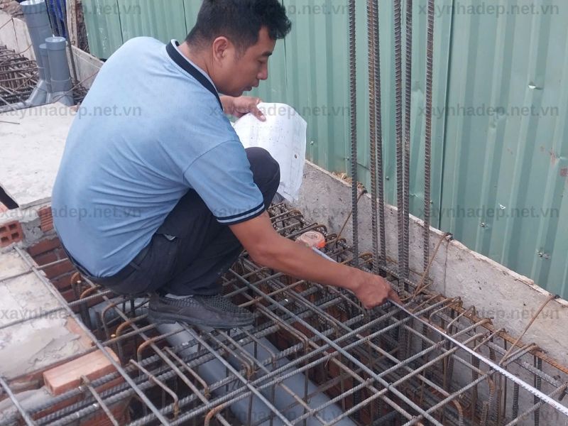 Kiểm Tra Sắt Thép Trước Khi Đổ Bê Tông Móng Nhà Chị Thi